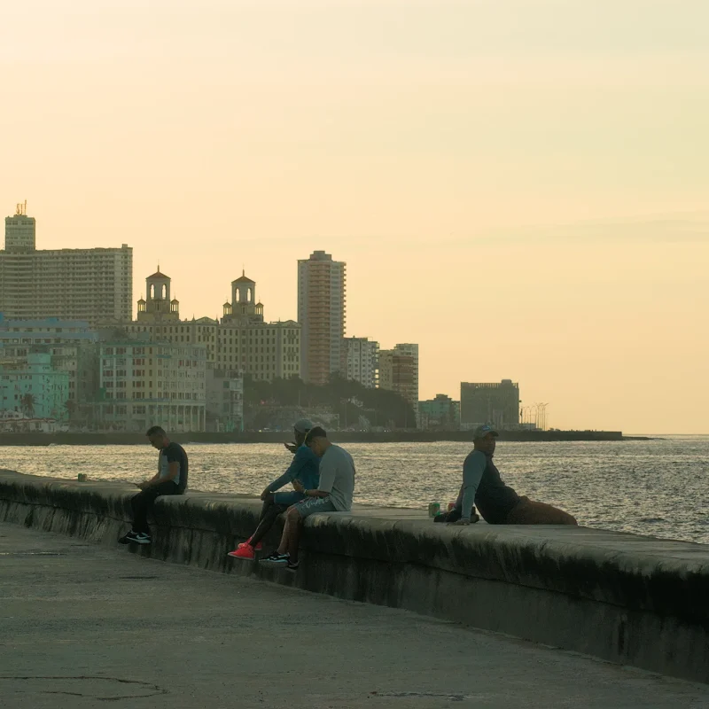 2025-01-07 01꞉18 2